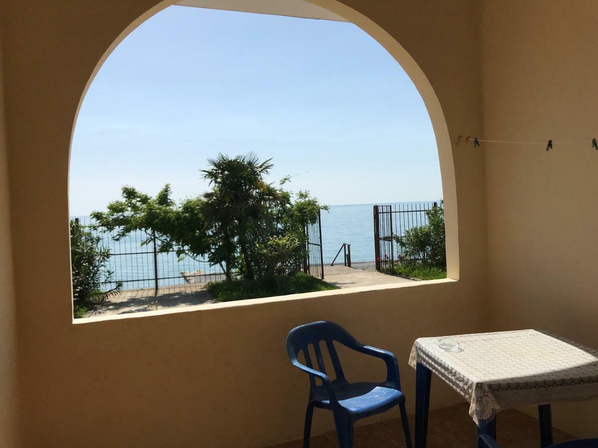 Davel Hotel Gagra Eksteriør billede